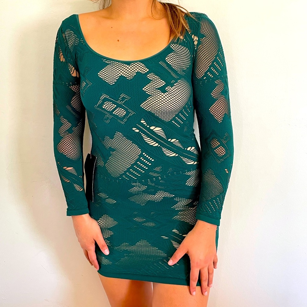 Bebe dress